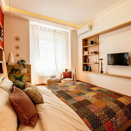 Apartamento Grand Gallery With Cinema & Balcony Old Town *