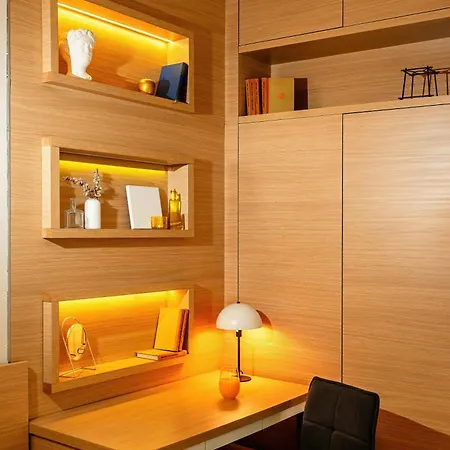 Grand Gallery With Cinema & Balcony Old Town بلغراد