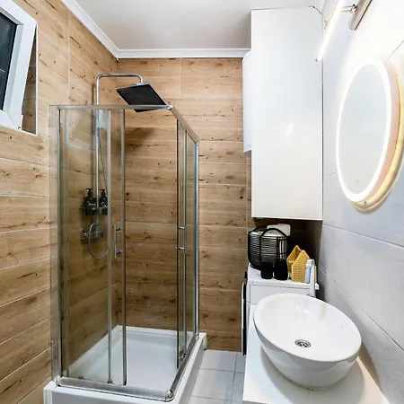 Grand Gallery With Cinema & Balcony Old Town * Belgrado